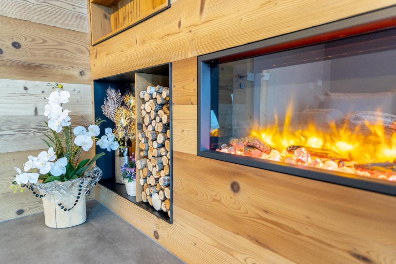 Chalet Imbosc'Che - 5 Beautiful Rooms In Charming B&B Livigno Luaran gambar